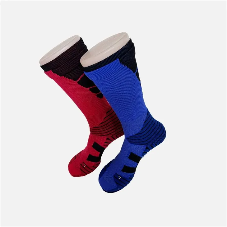 Laadukkaat urheilulliset miesten sukat