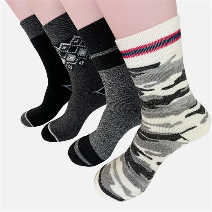 Lämpimät miesten sukat